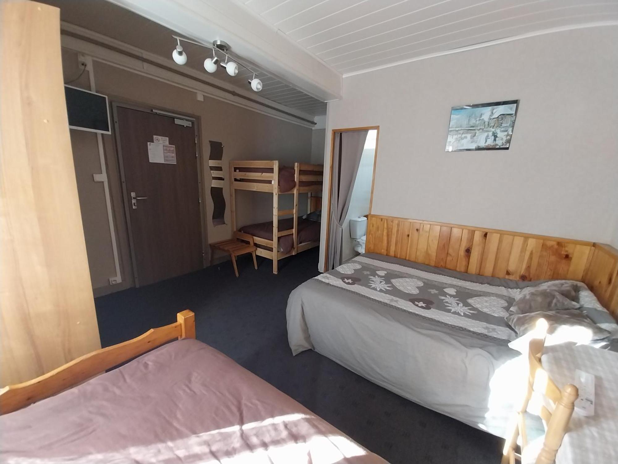 Hotel Les Deux Cols Сент-Мари-де-Кампан Экстерьер фото